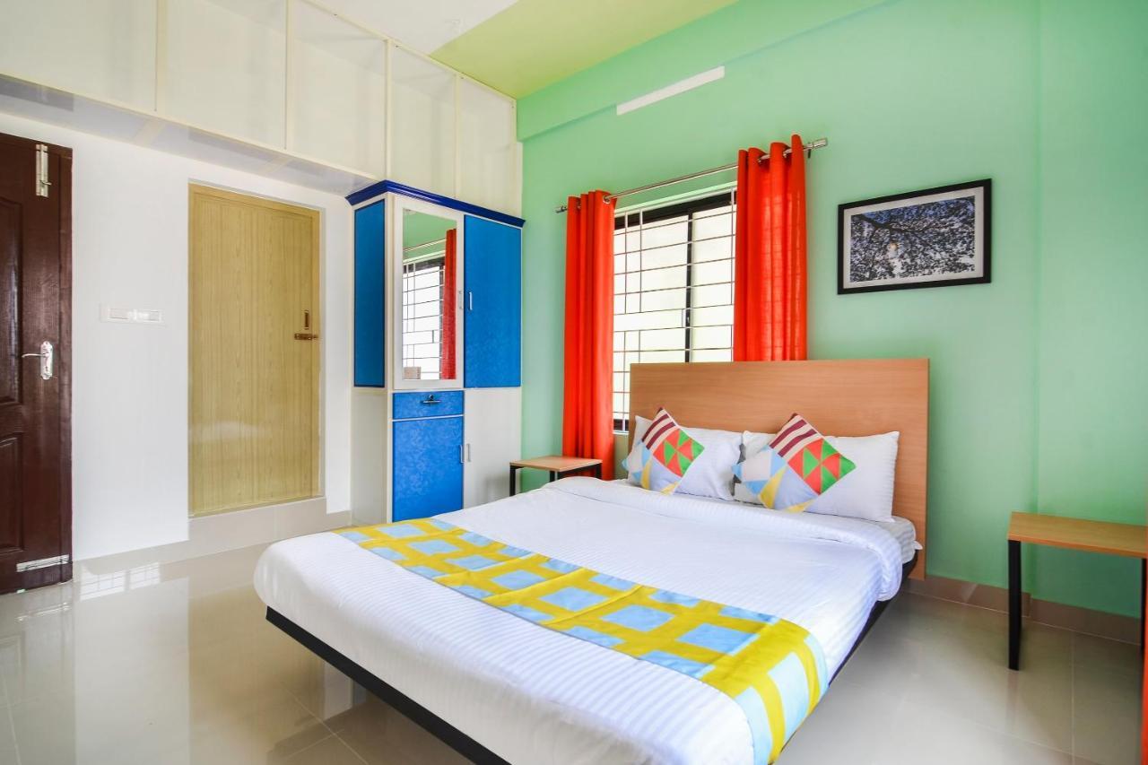 Oyo Home 81801 Akash Villa Trippapur ภายนอก รูปภาพ