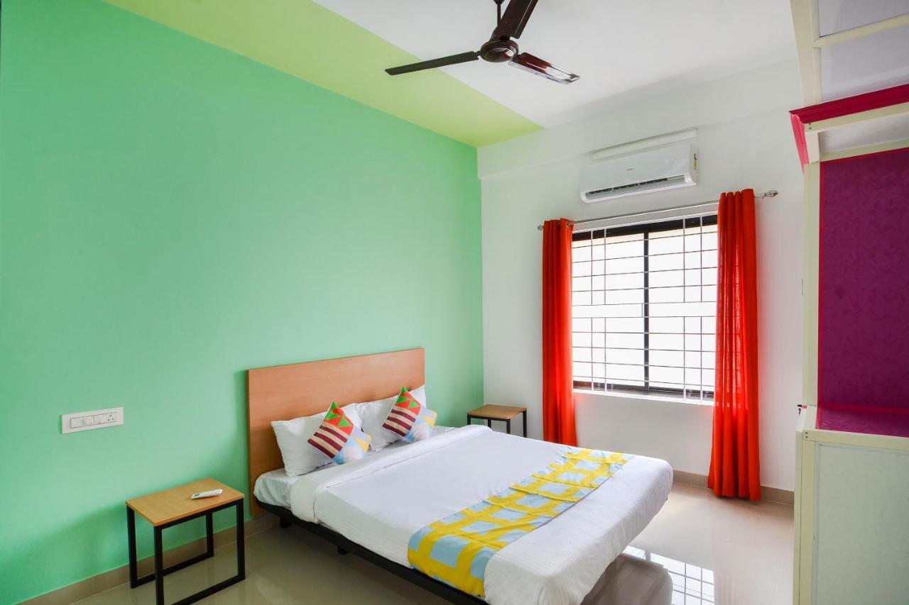 Oyo Home 81801 Akash Villa Trippapur ภายนอก รูปภาพ