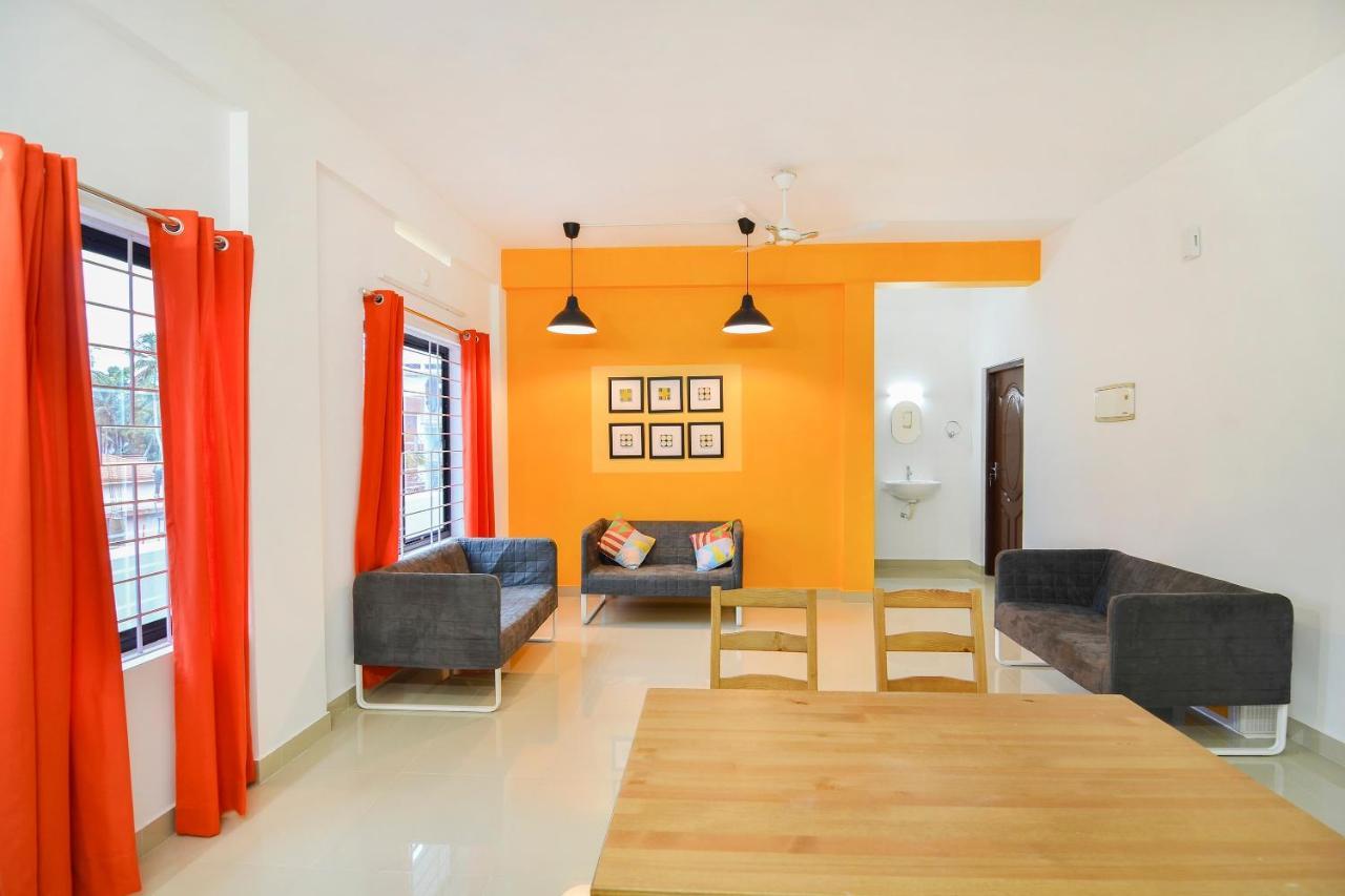 Oyo Home 81801 Akash Villa Trippapur ภายนอก รูปภาพ