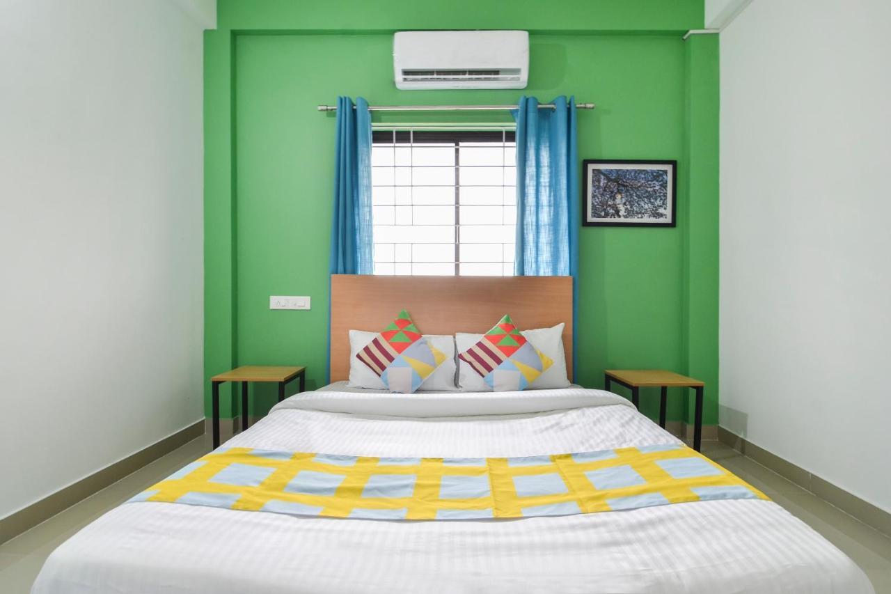 Oyo Home 81801 Akash Villa Trippapur ภายนอก รูปภาพ